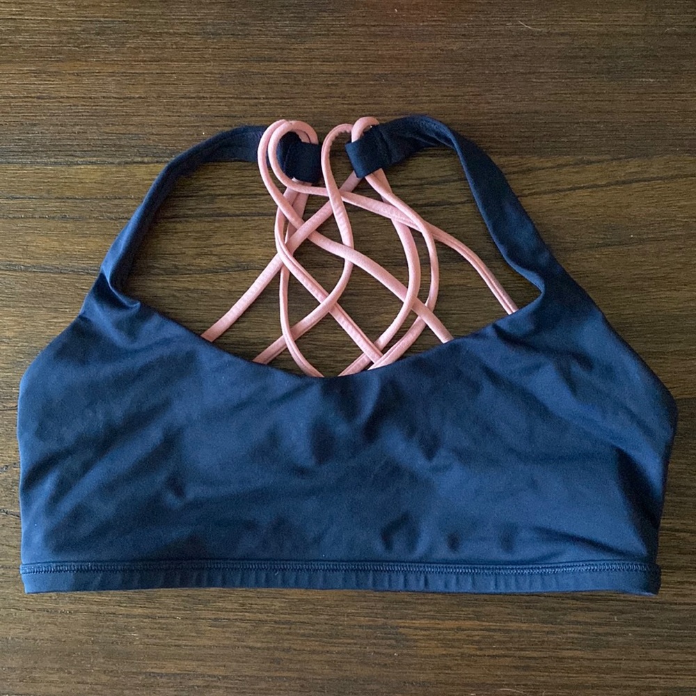Lululemon Free To Be Bra